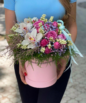 Composition `Koroni` with orchids and gypsophils