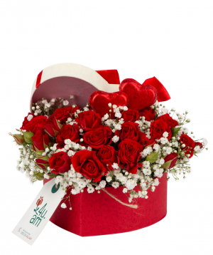 Composition `San Diego` with chocolate, roses and gypsophilias