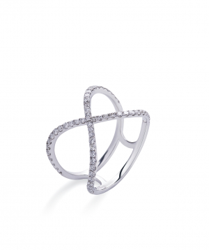 Ring `Lazoor` golden, with diamond stones №15