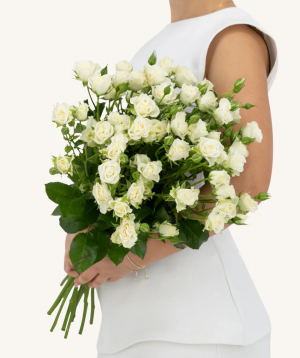 Dubai. bouquet №100 with spray roses