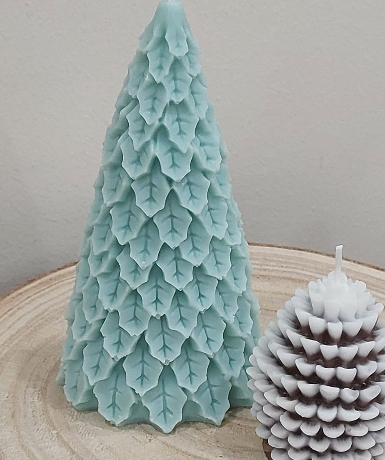 Свеча «Blue Moon» Шишка + Рождественская елка