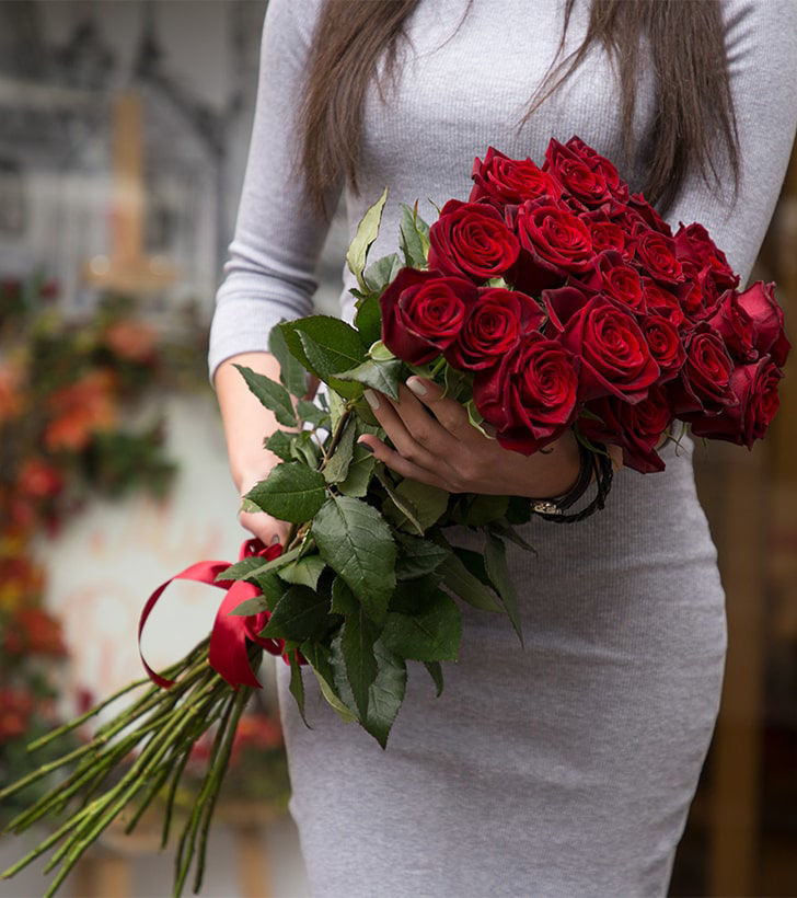 Վարդեր «Բլեք Մեջիք» կարմիր 25 հատ