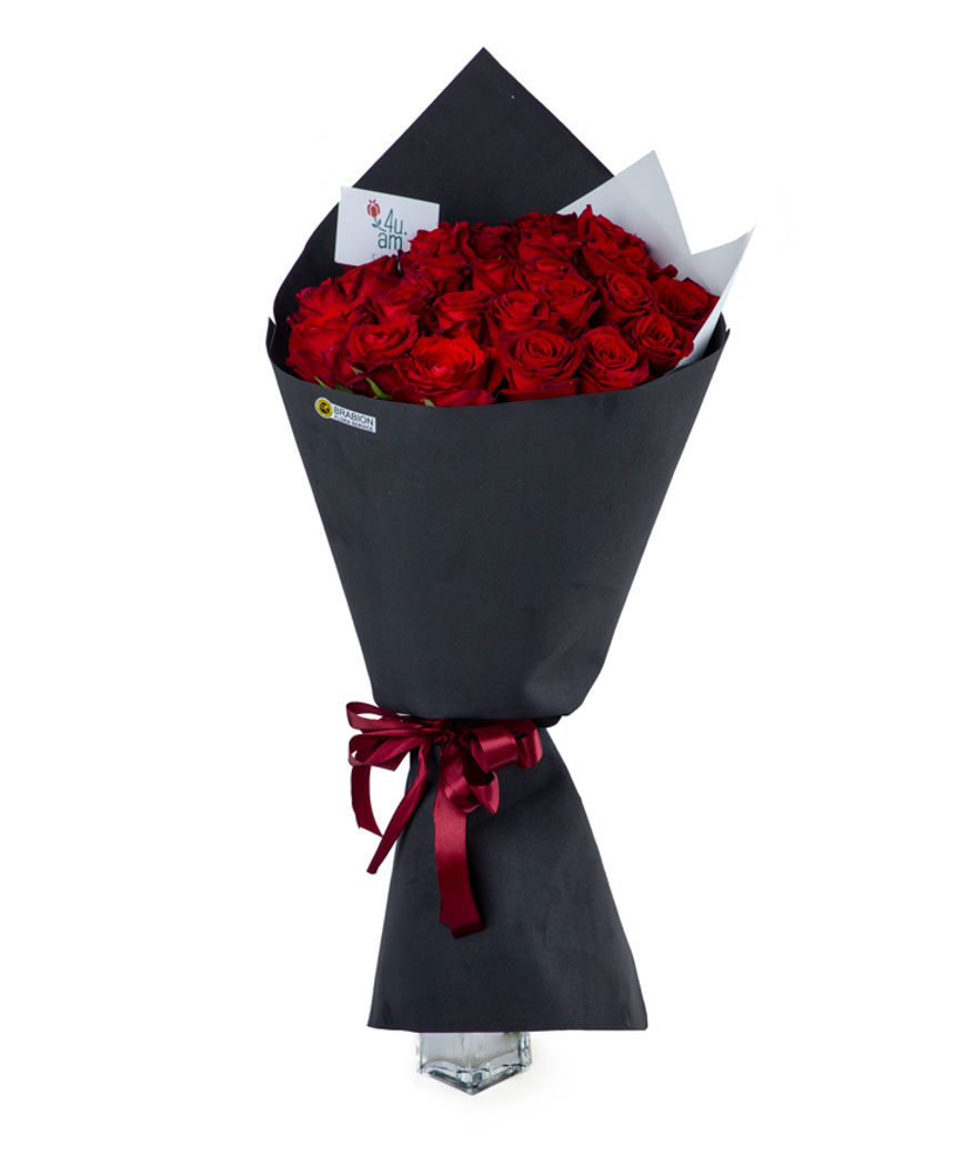 Ծաղկեփունջ «Դուգլաս» կարմիր վարդերով 25 հատ