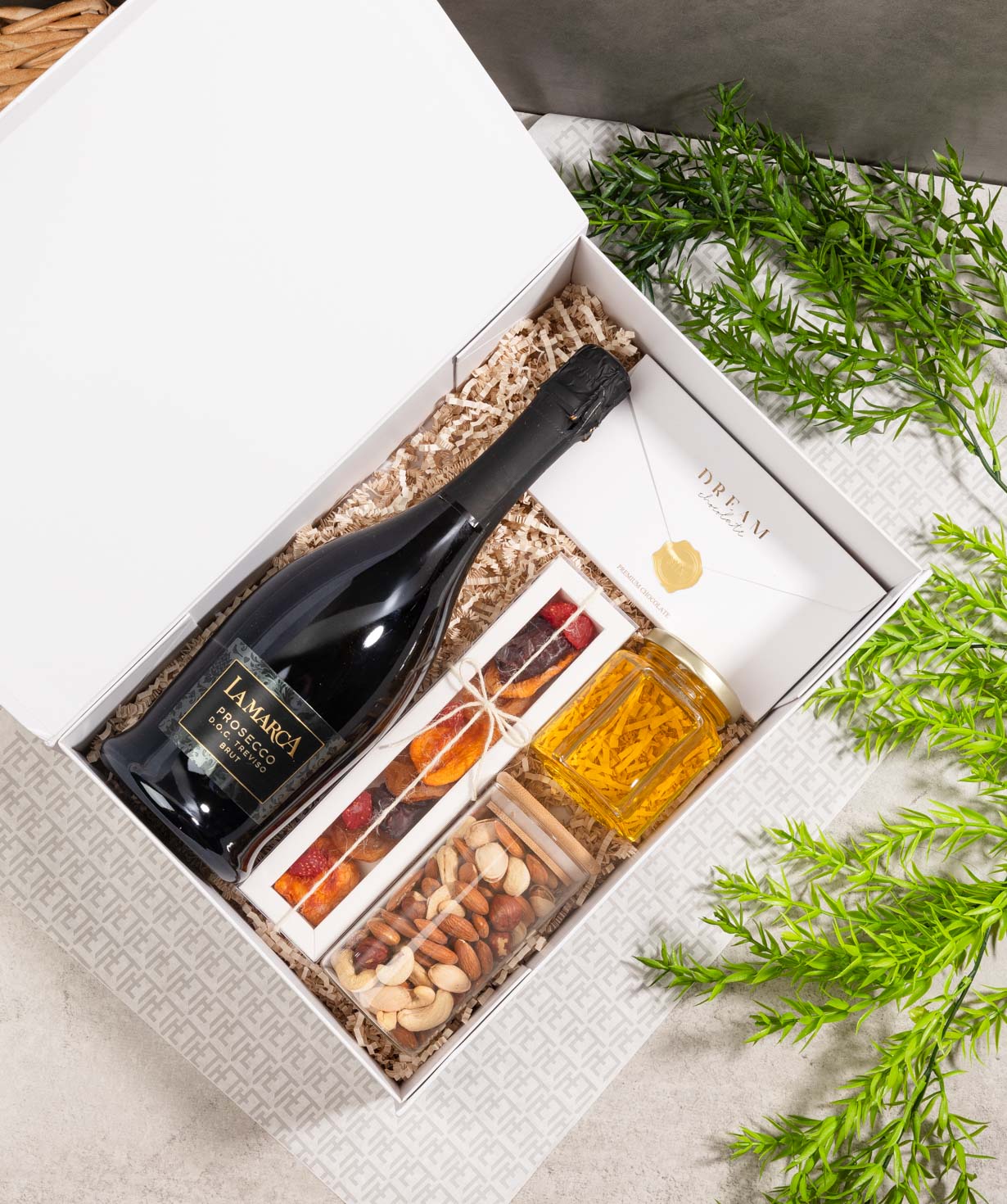 Նվեր տուփ «THE BOX» №645