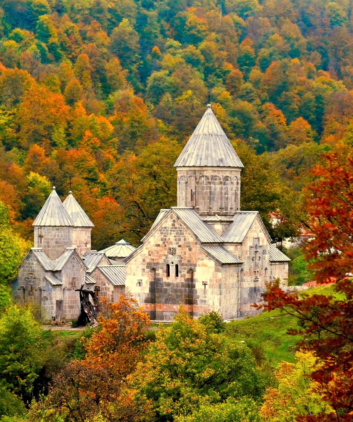 Փազլ Հաղարծինի վանք, 150 կտոր