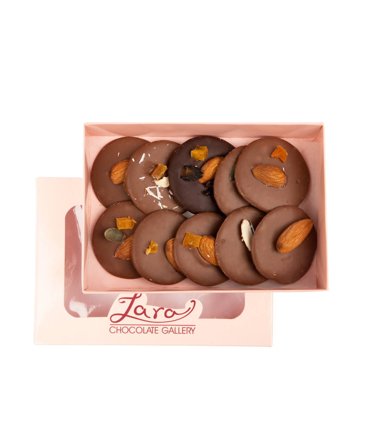 Шоколадная коллекция `Lara Chocolate` с орехами