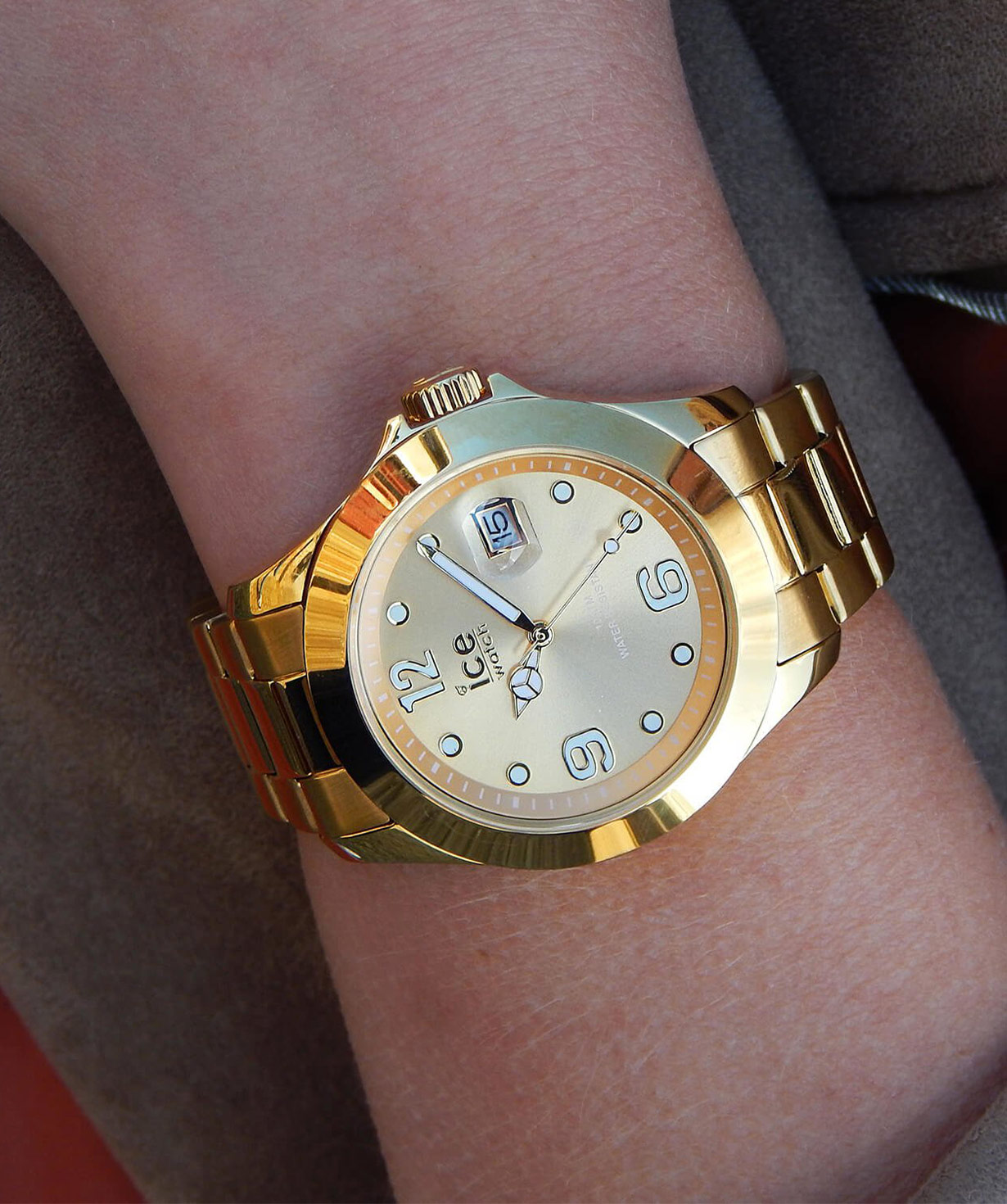 Ժամացույց «Ice-Watch» ICE steel - Gold
