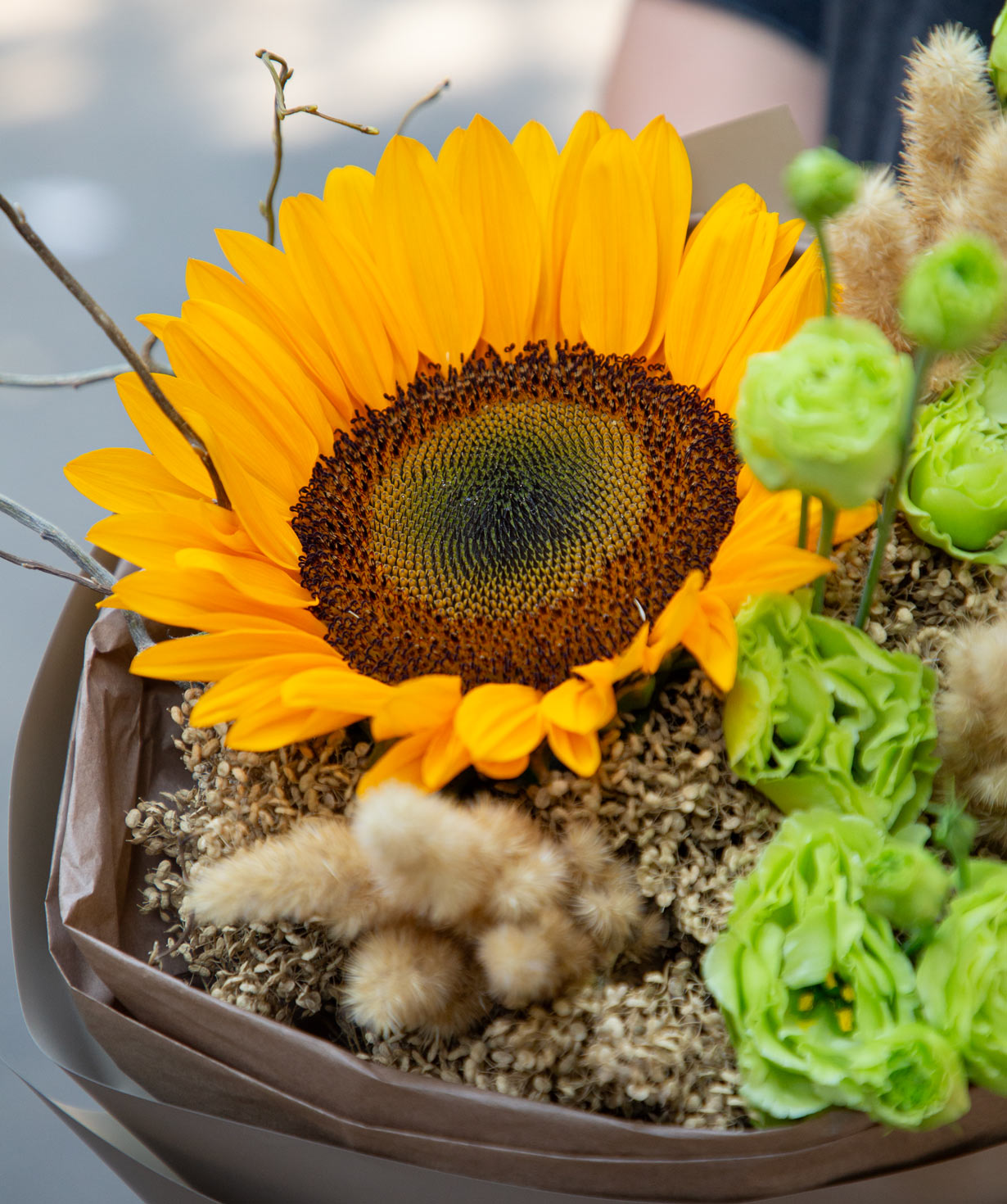 Bouquet «Ballendorf» with lisianthus and sunflower