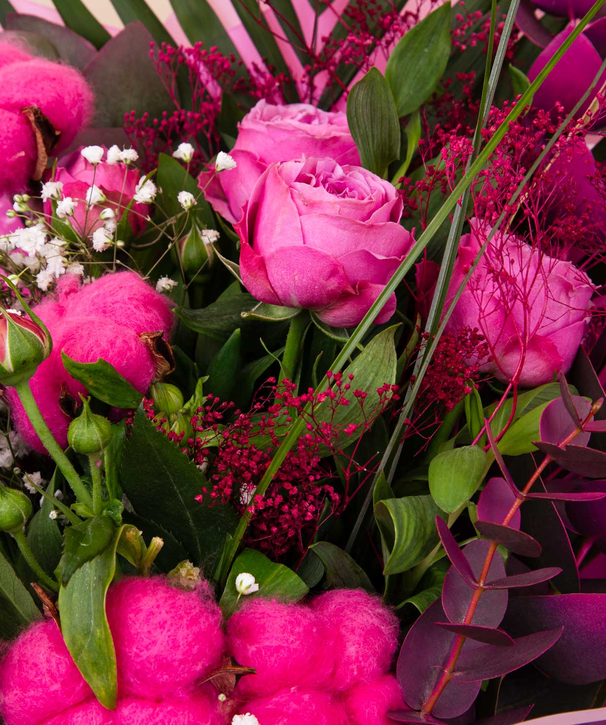 Bouquet «Velanai» with spray roses