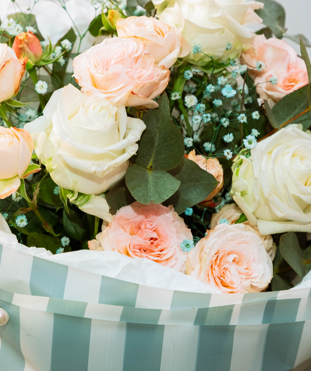 Ծաղկեփունջ «Floriani» վարդերով №10