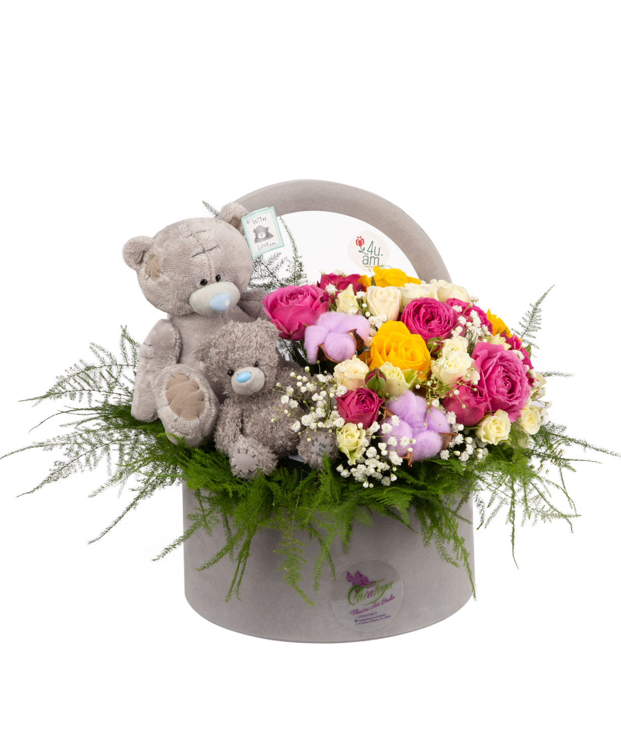 Arrangement `Borgarnes` with flowers and soft bear