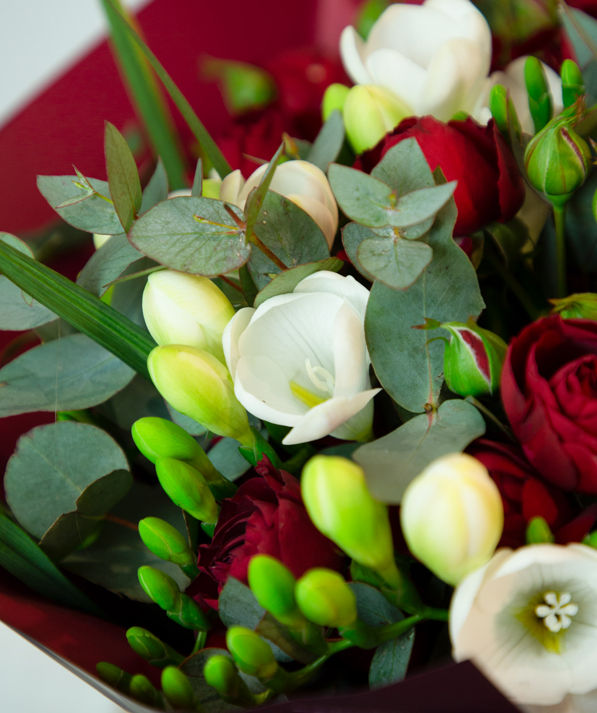 Bouquet ''Lincoln'' with roses