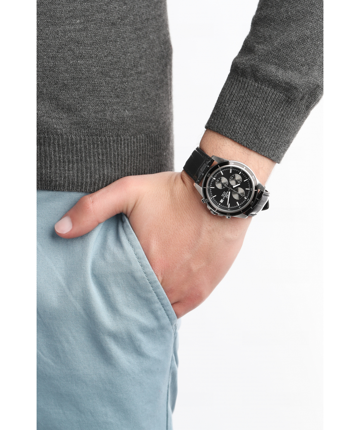 Wristwatch `Casio` EFR-526L-1AVUDF