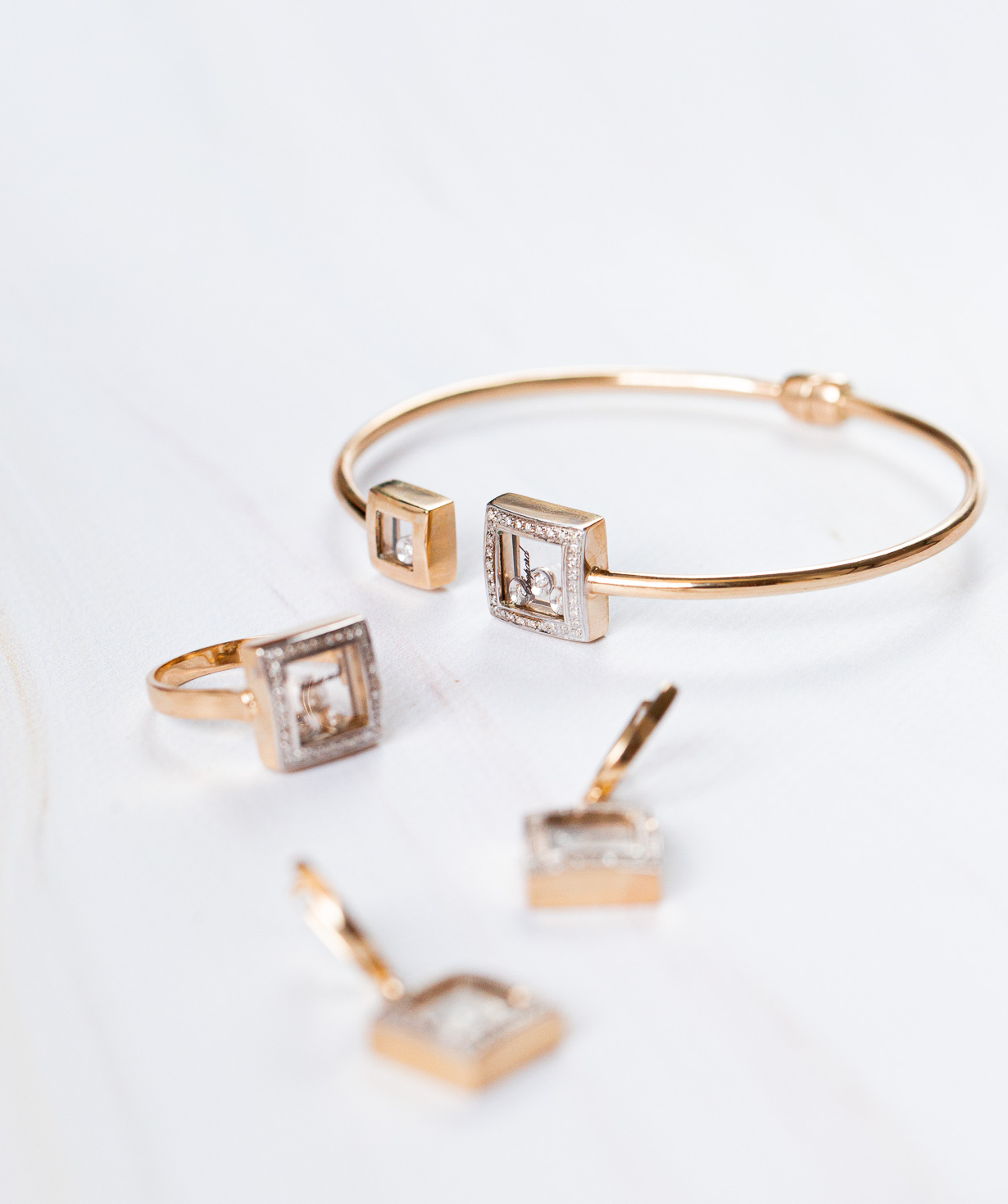 Ring, earrings and bracelet
