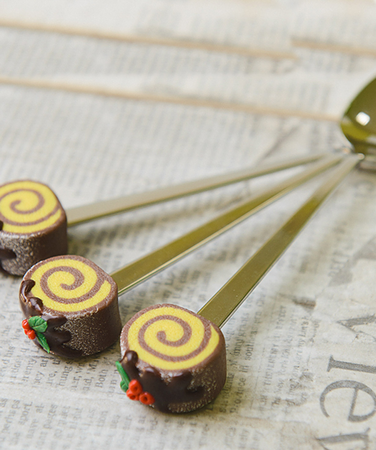 Spoon «Bonasens» chocolate roll, decorative