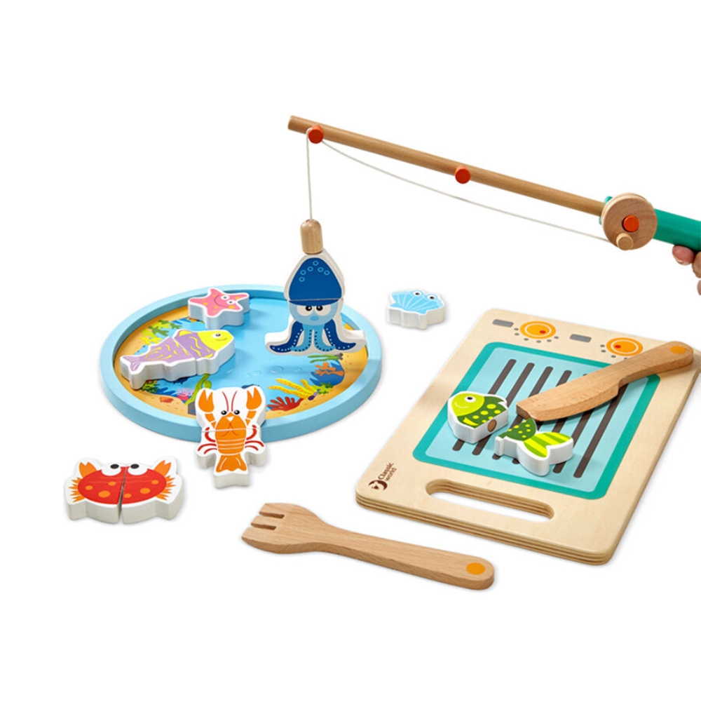 Game fishing, wooden