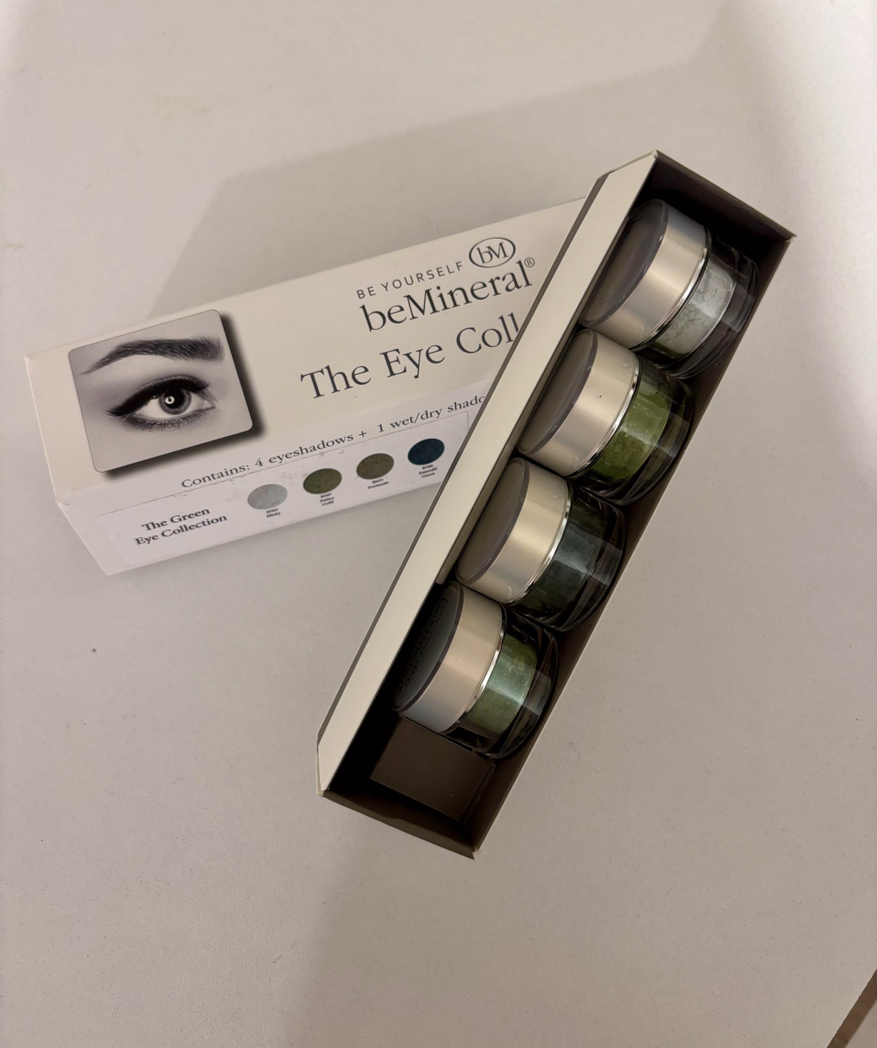 beMineral eyeshadow set, Green
