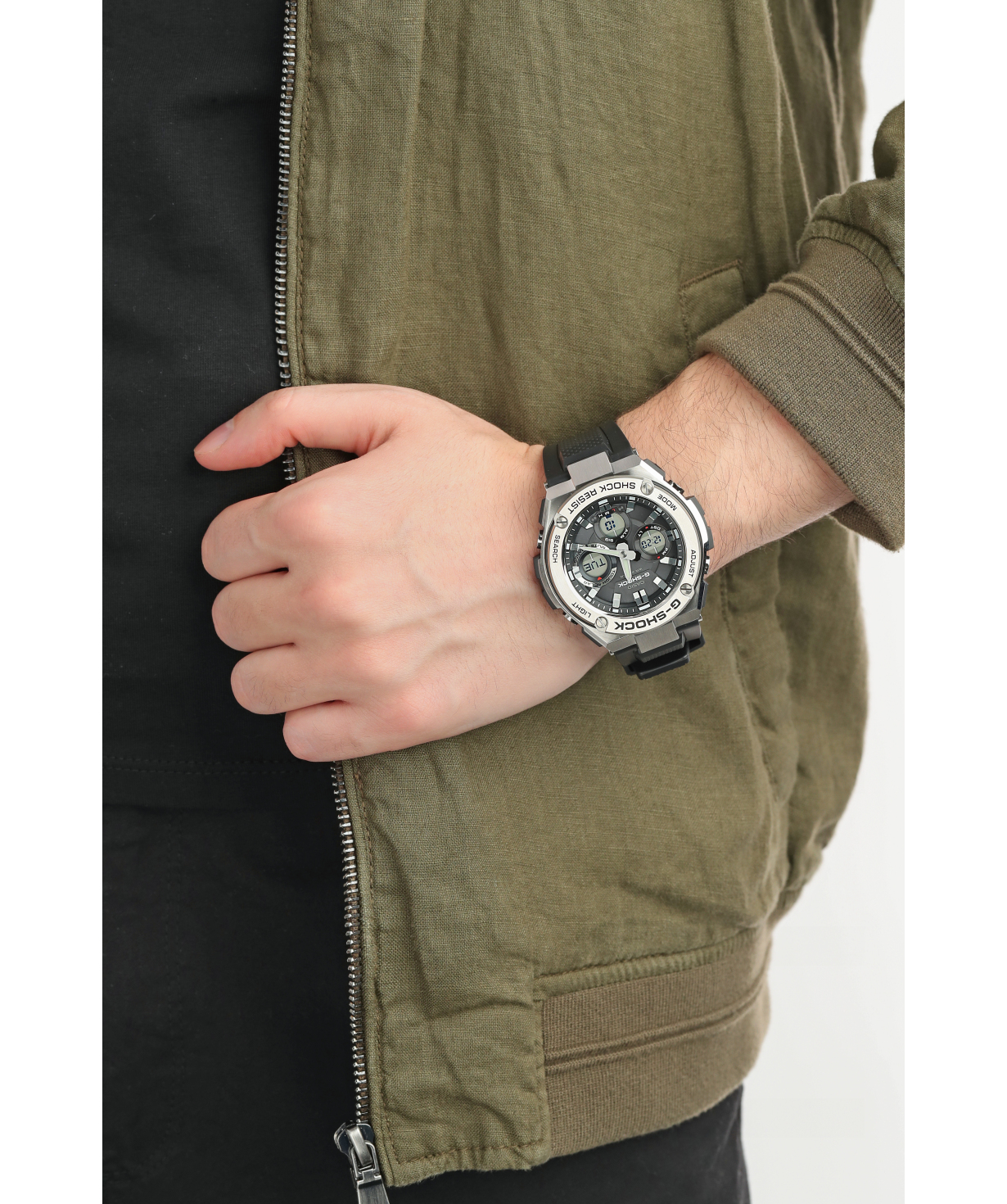 Наручные часы `Casio` GST-S110-1ADR