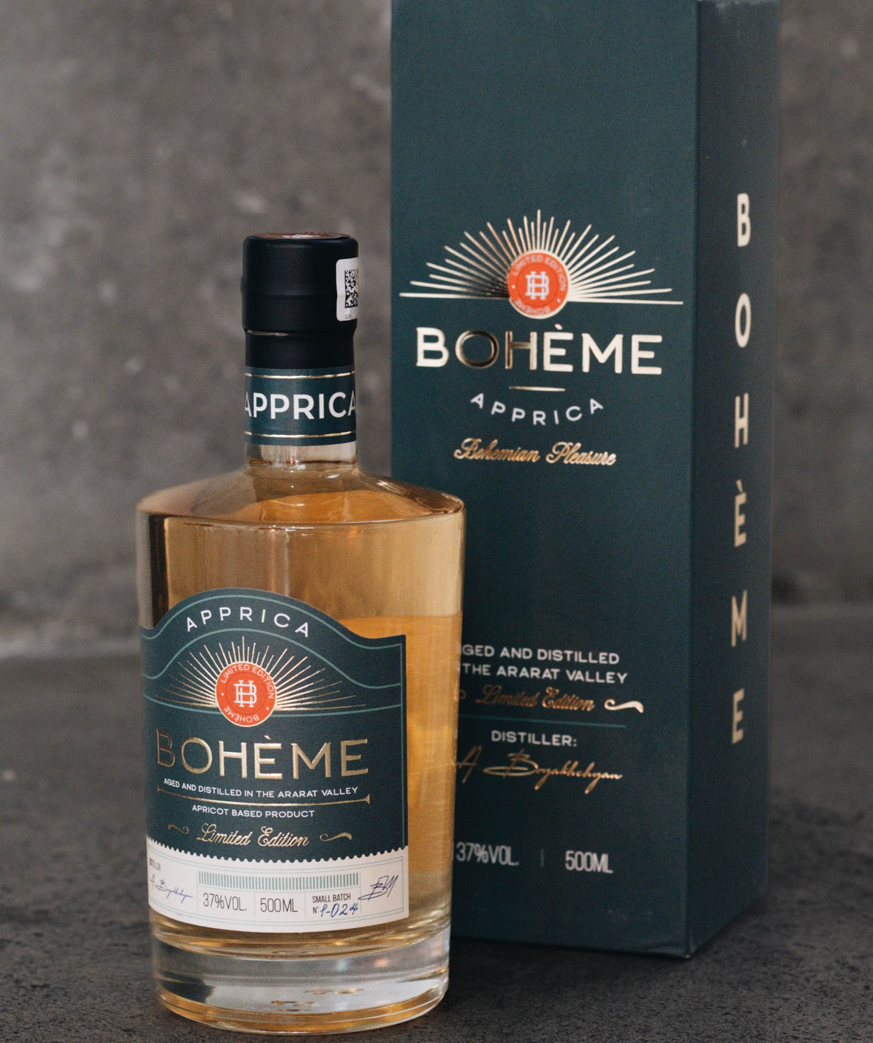 Alcoholic spirit «Bohème Apprica» 37%, 500 ml