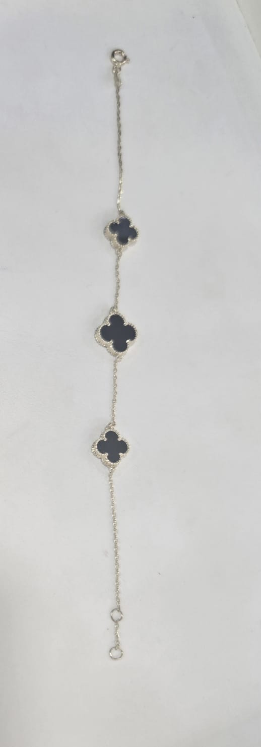 Браслет `Less is more` золотой №150