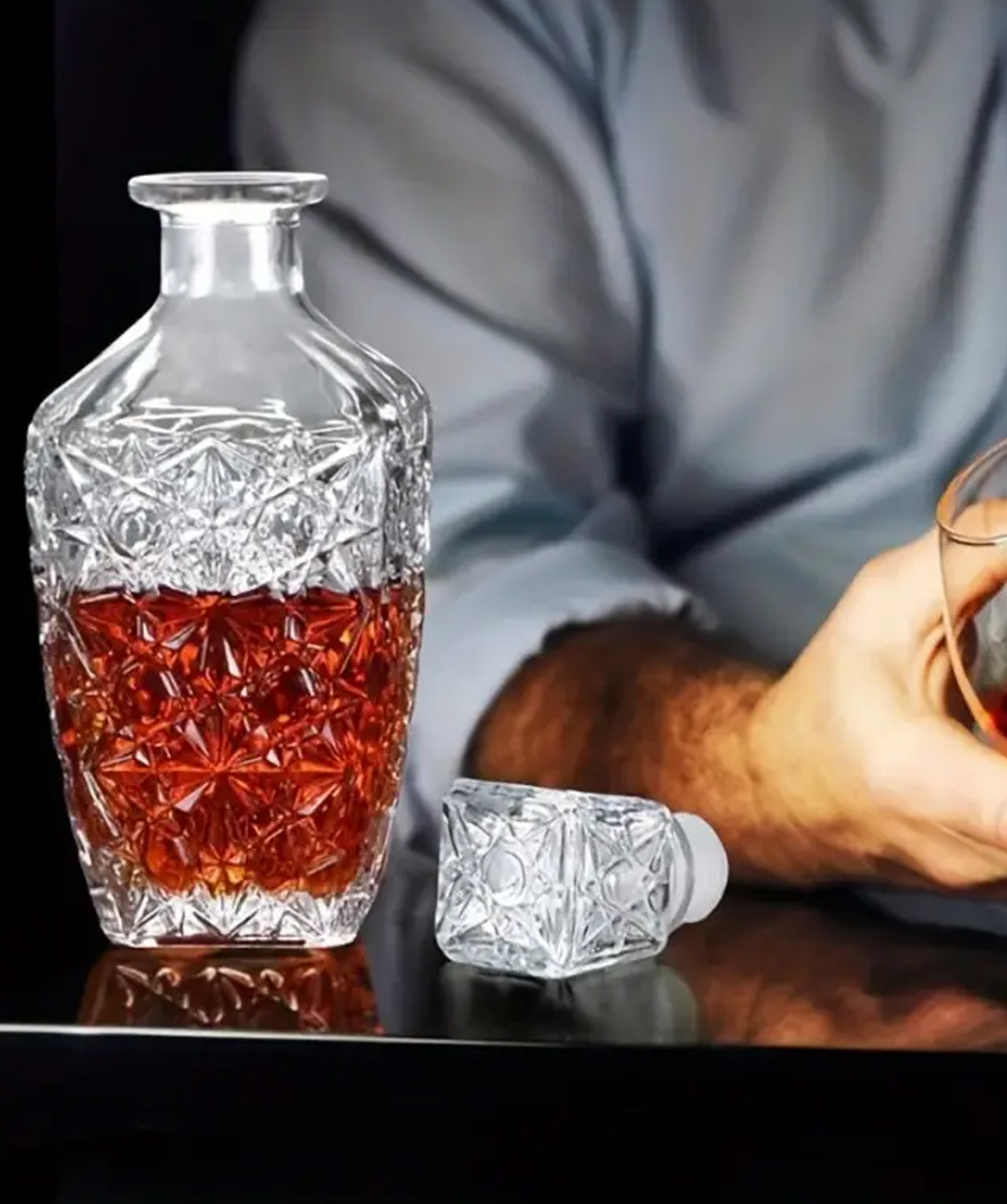 Glass decanter «Gift Store» 500 ml