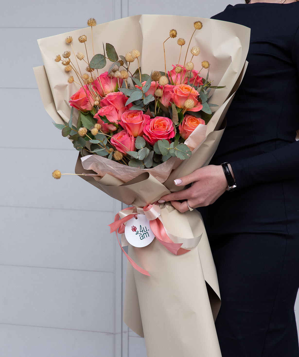Ծաղկեփունջ «Բերլինգտոն» վարդերով