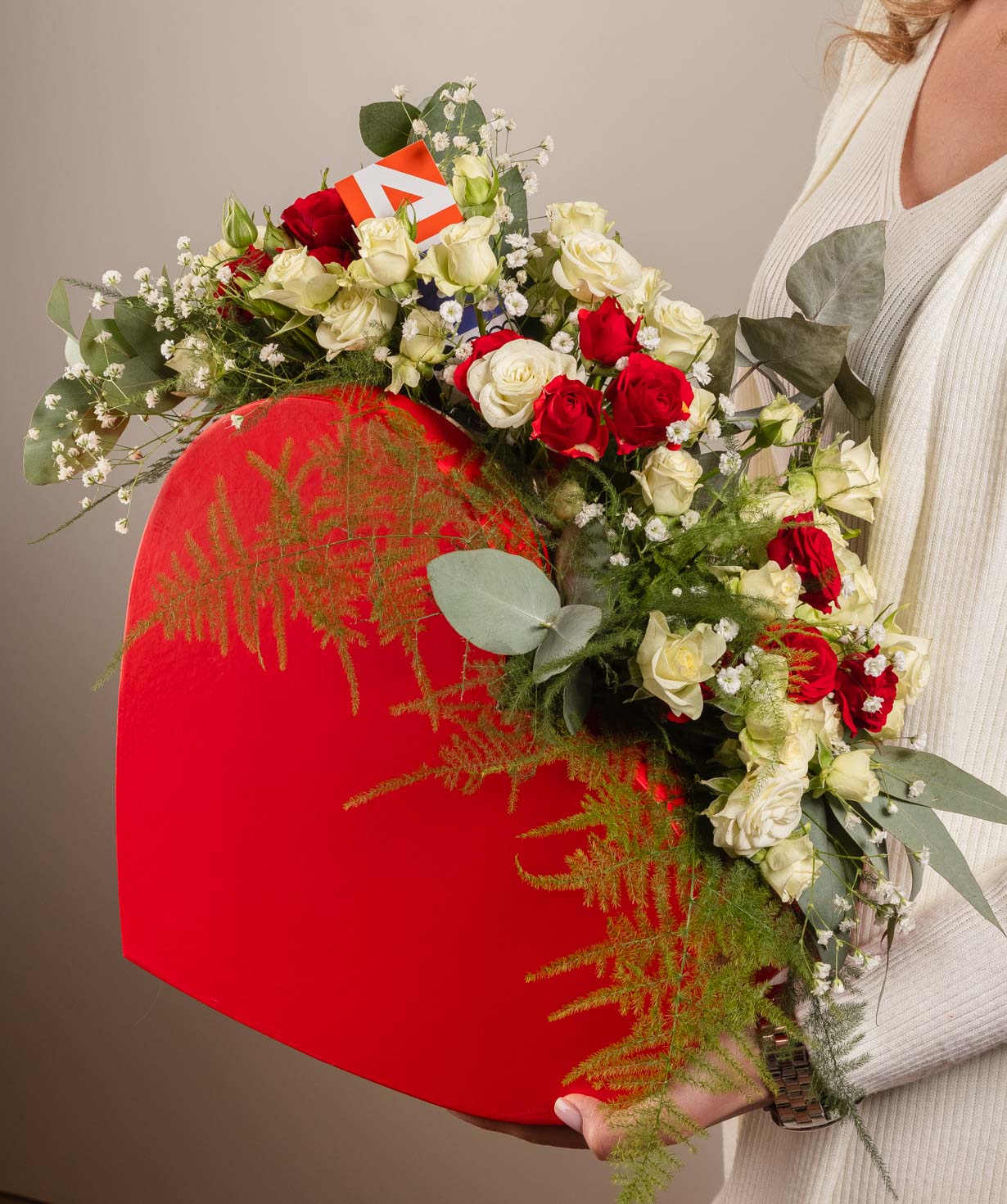 Композиция «Asco» из кустовых роз