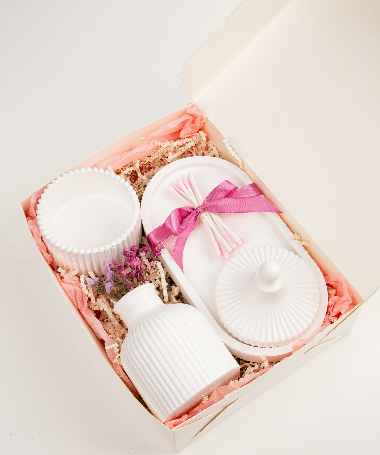 Gift box «THE BOX» №413 with plaster accessories