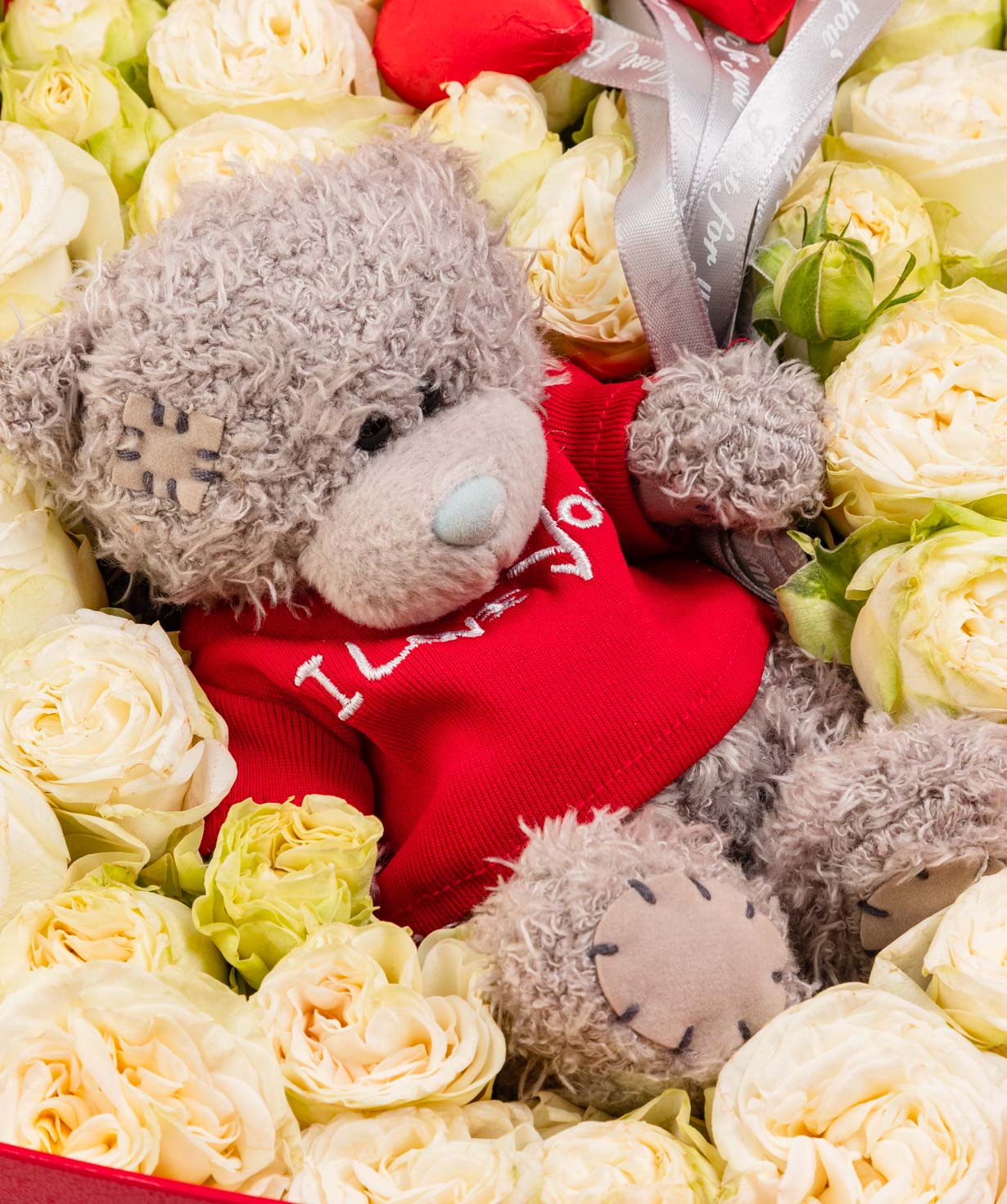 Композиция «Artuby» из кустовых роз