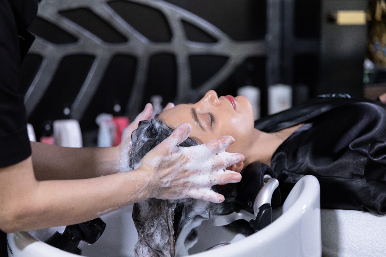 Էքսպրեսս խոնավեցնող և ձգող ծրագիր «Seven Stars Spa» Tautening Mask -1 ժամ 15 րոպե