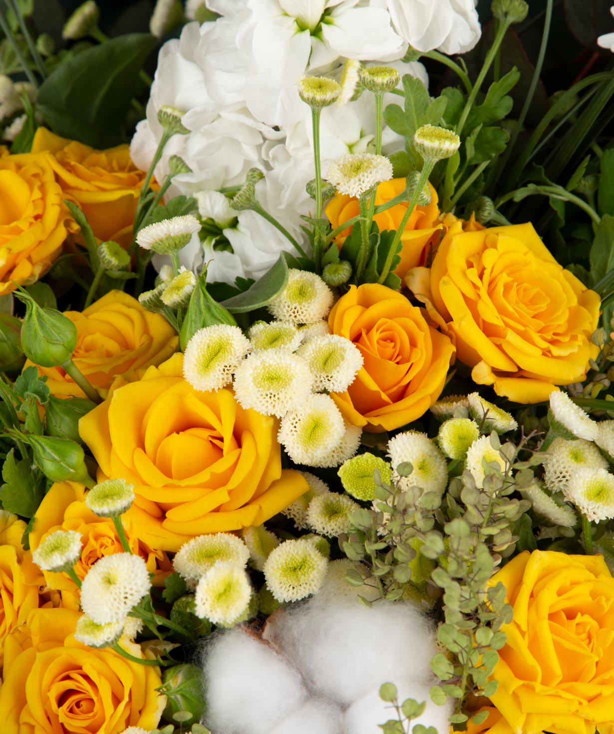 Bouquet ''Montsoreau'' with spray roses