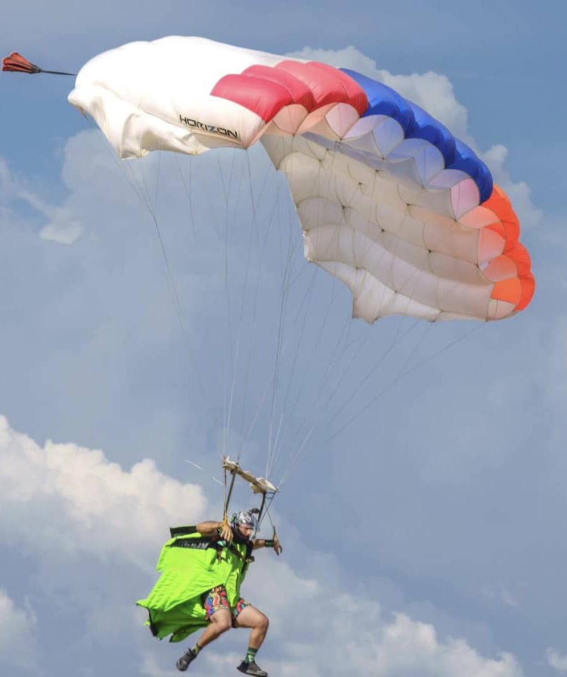 Skydiving «Armenian Helicopters» from a helicopter, with an instructor, 4000 m