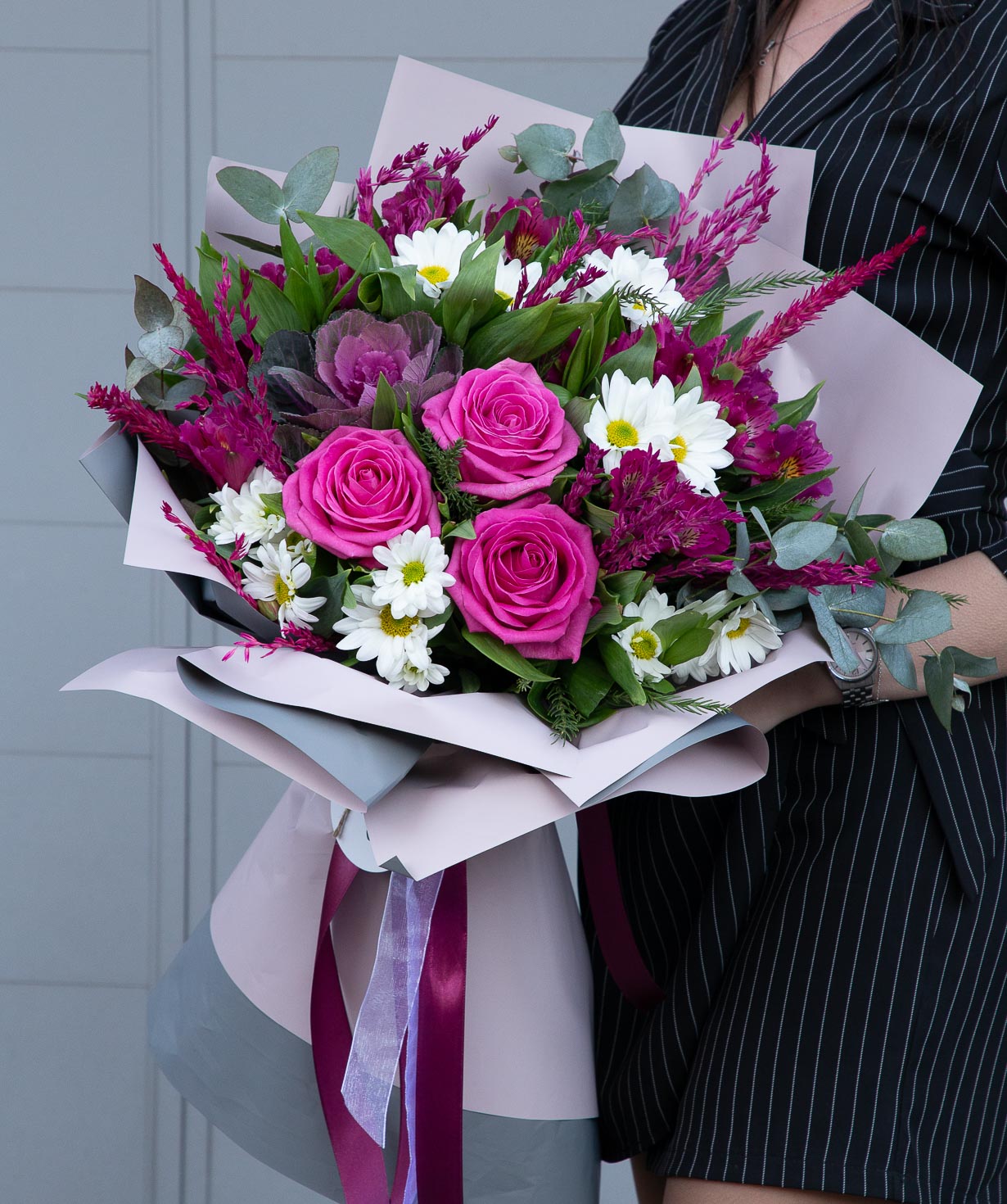Bouquet `Morshin` with  roses and alstroemerias