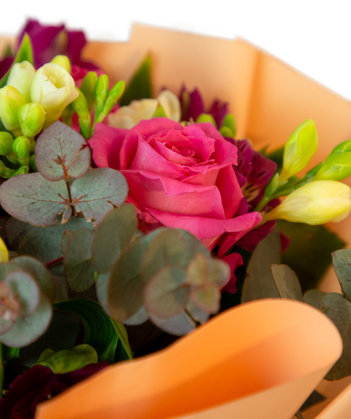 Bouquet ''Bingley'' with roses