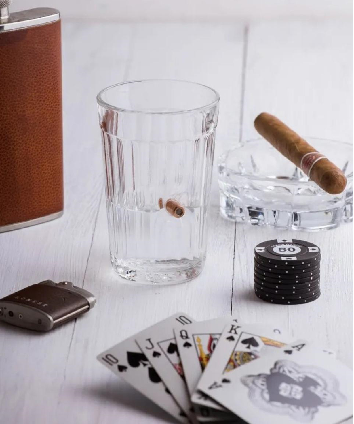 Set of glasses «Creative Gifts» with a bullet