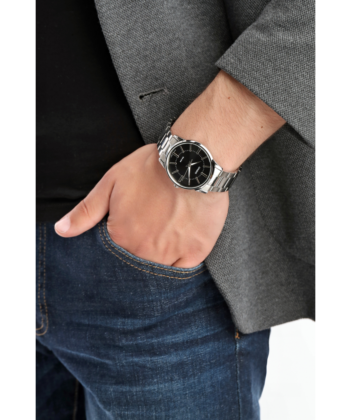 Наручные часы `Casio` MTP-1303D-1AVDF
