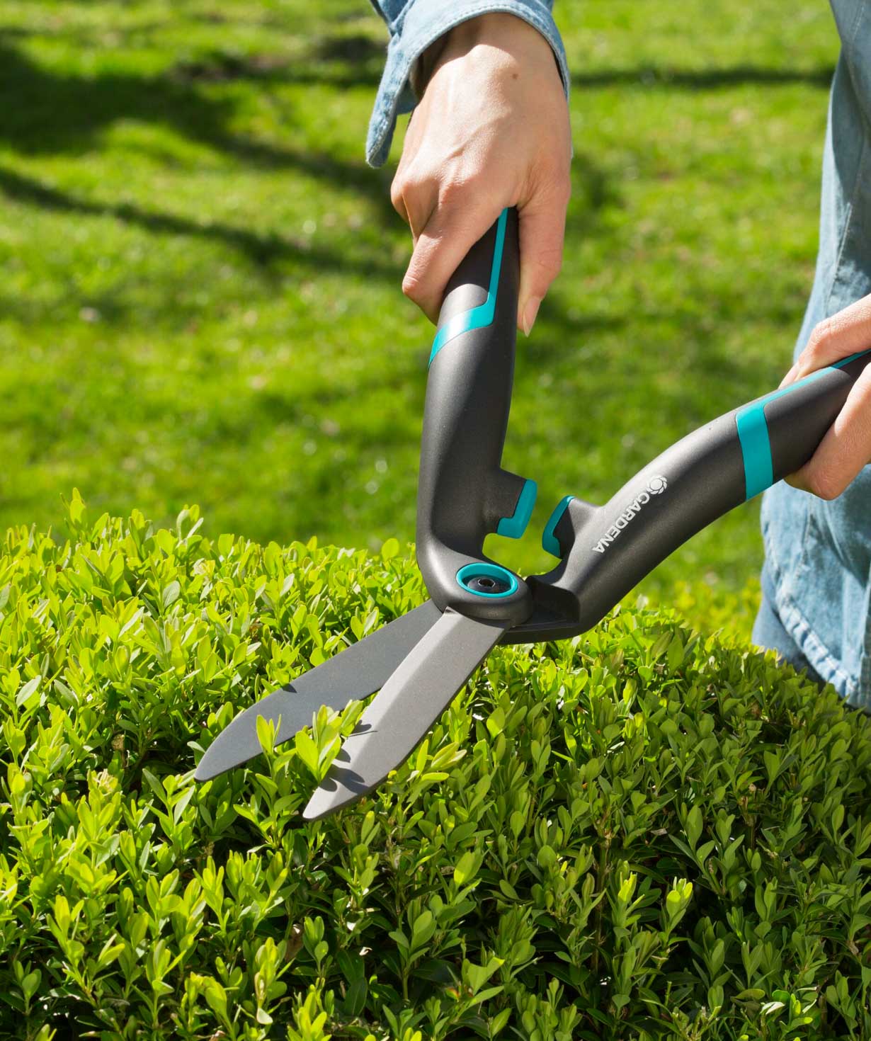 Bush trimmer «Gardena» PrecisionCut