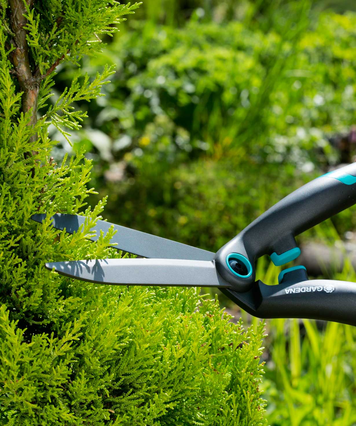 Bush trimmer «Gardena» PrecisionCut