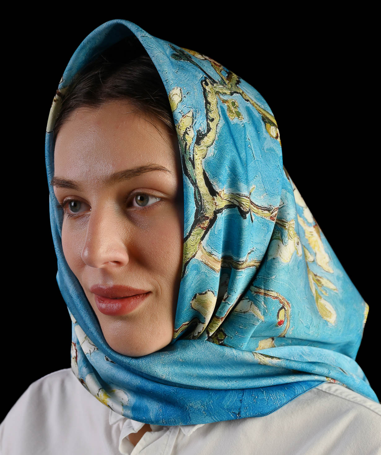 Scarf ''Nuard'' Almond Blossom, Van Gogh, 70 x 70 cm