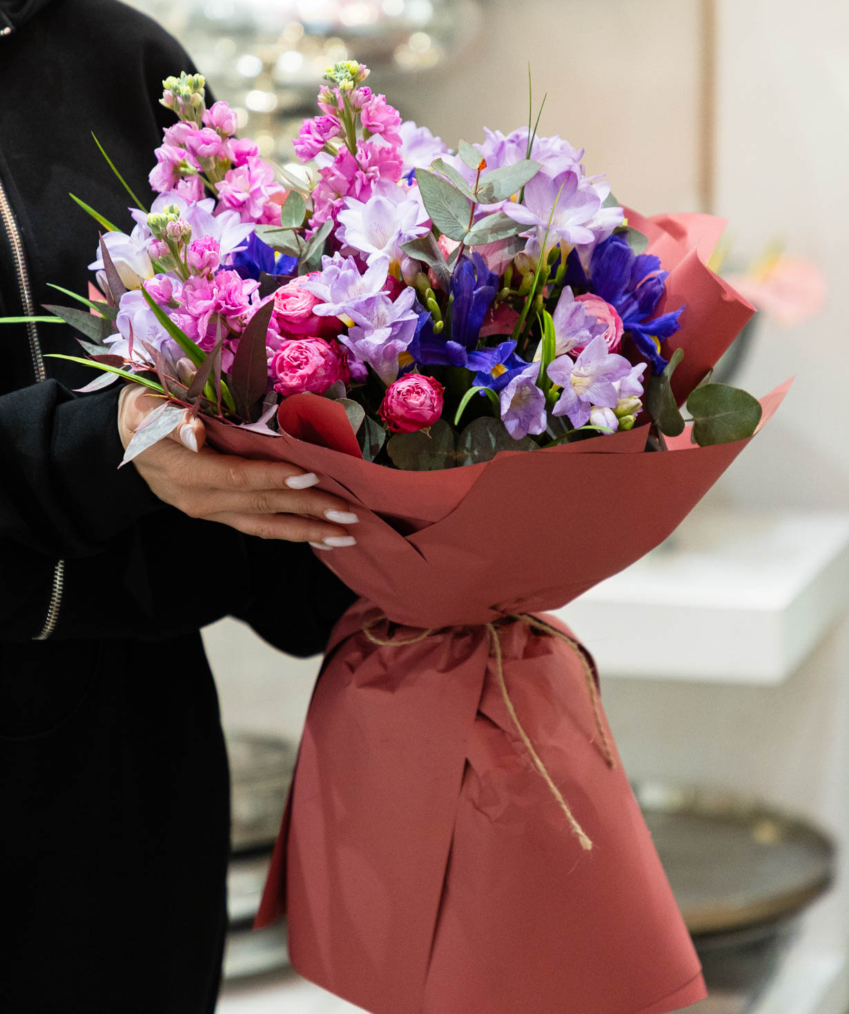 Ծաղկեփունջ «Baraci» ֆրեզիաներով