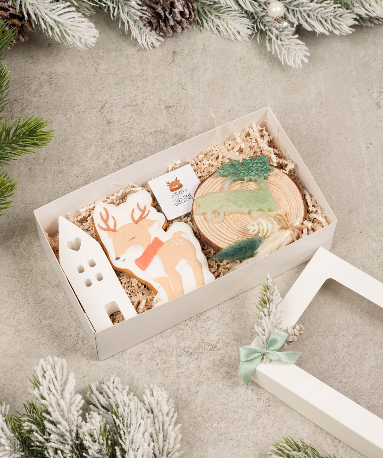 Gift box «THE BOX» №557 New Year's