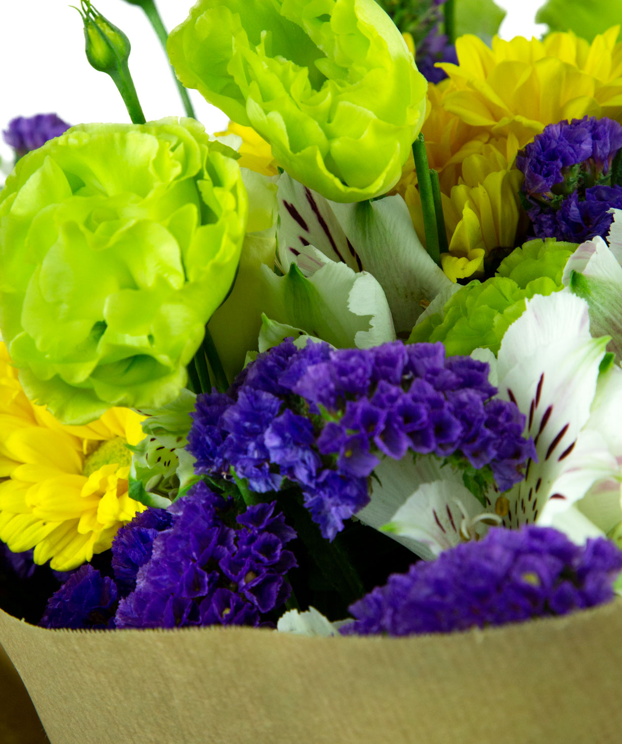 Bouquet `Ancona` with chrysanthemums and lisianthus