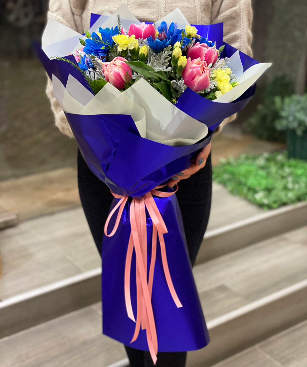 Bouquet `Apodaka` with tulips and chrysanthemums