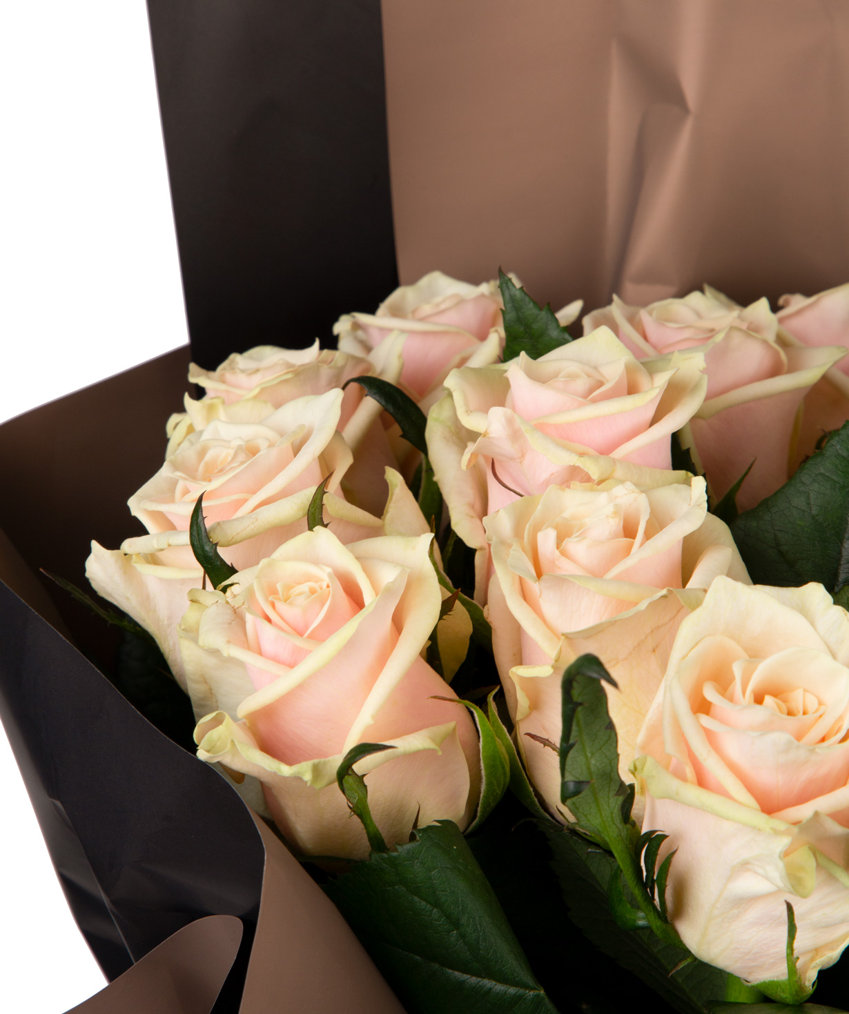 Bouquet `Talea` with roses