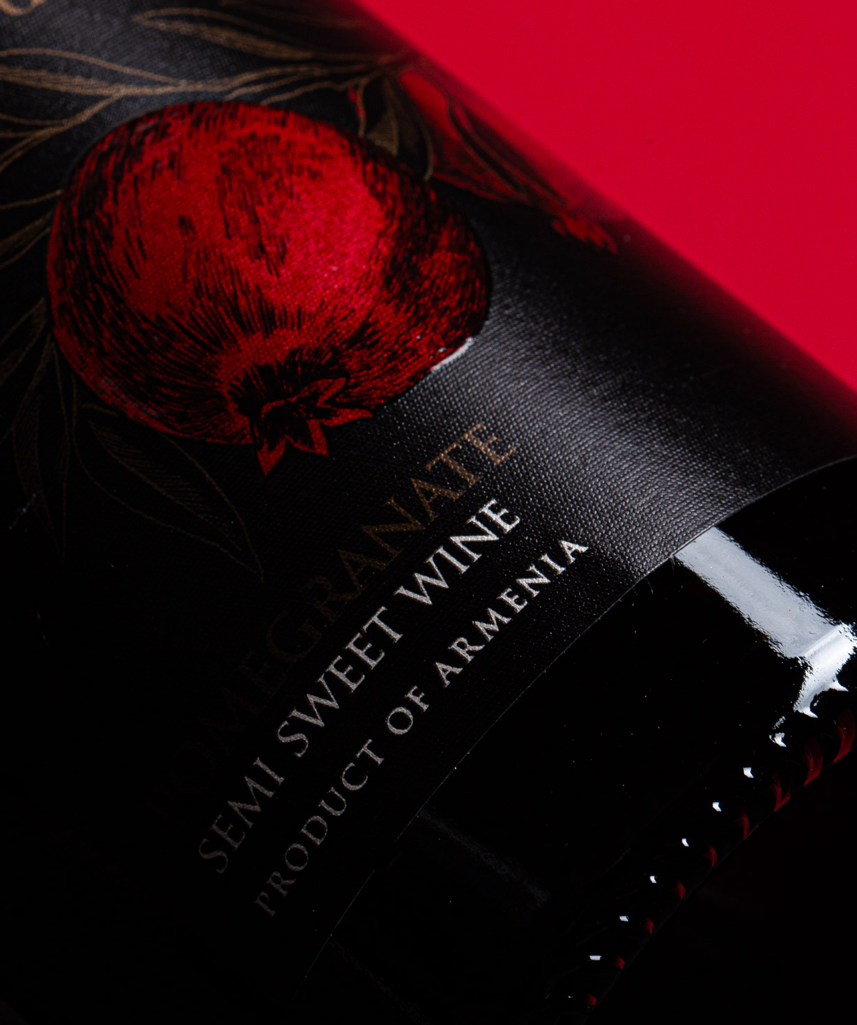 Вино «Matevosyan» Гранатовое, красное, полусладкое, 9%, 750 мл