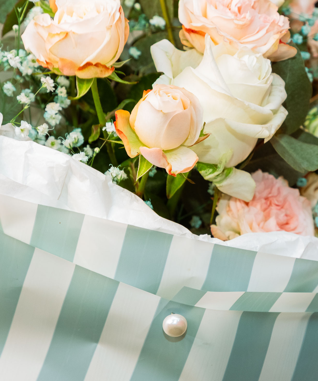 Ծաղկեփունջ «Floriani» վարդերով №10