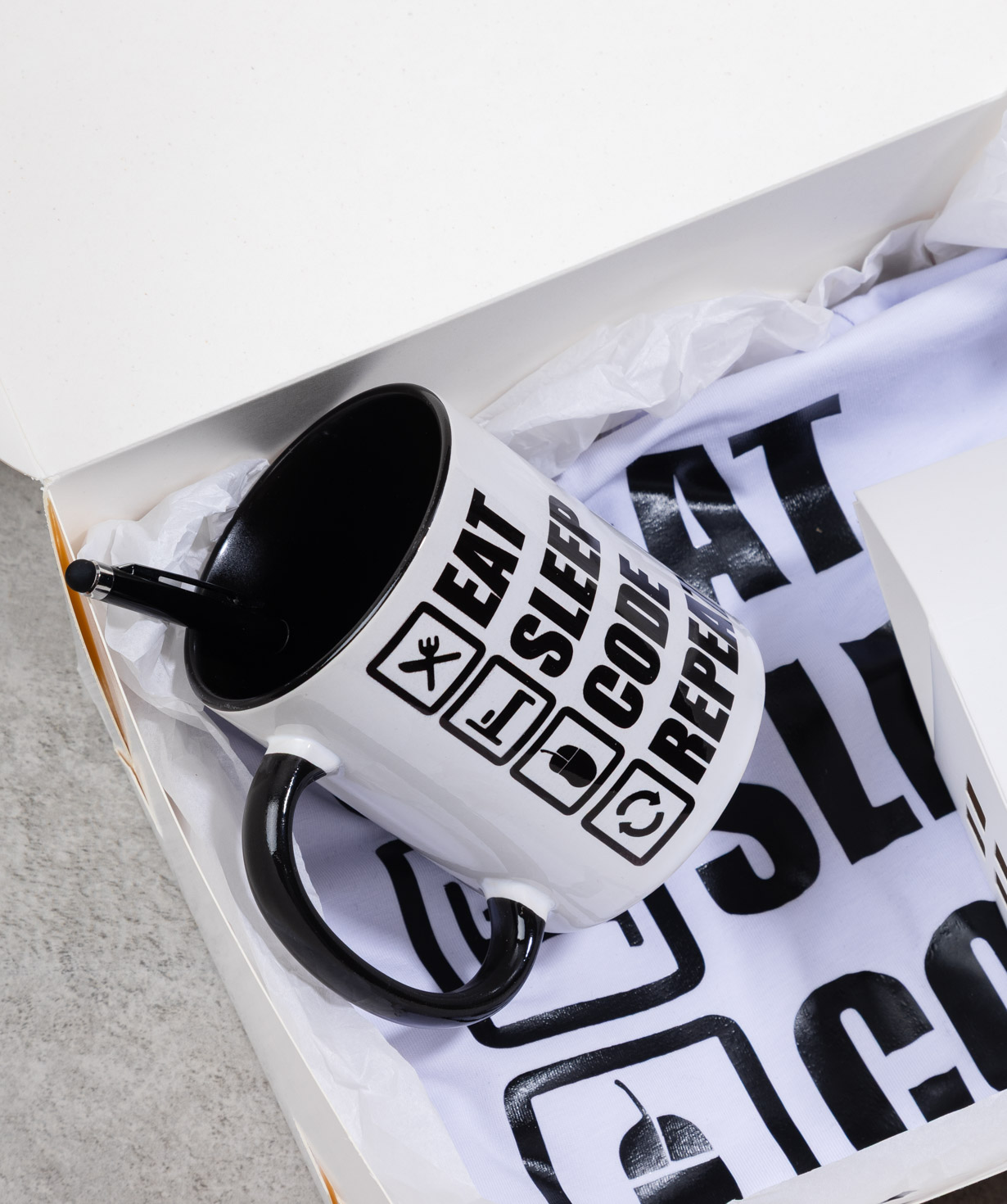 Gift box «THE BOX» for the programmer №660