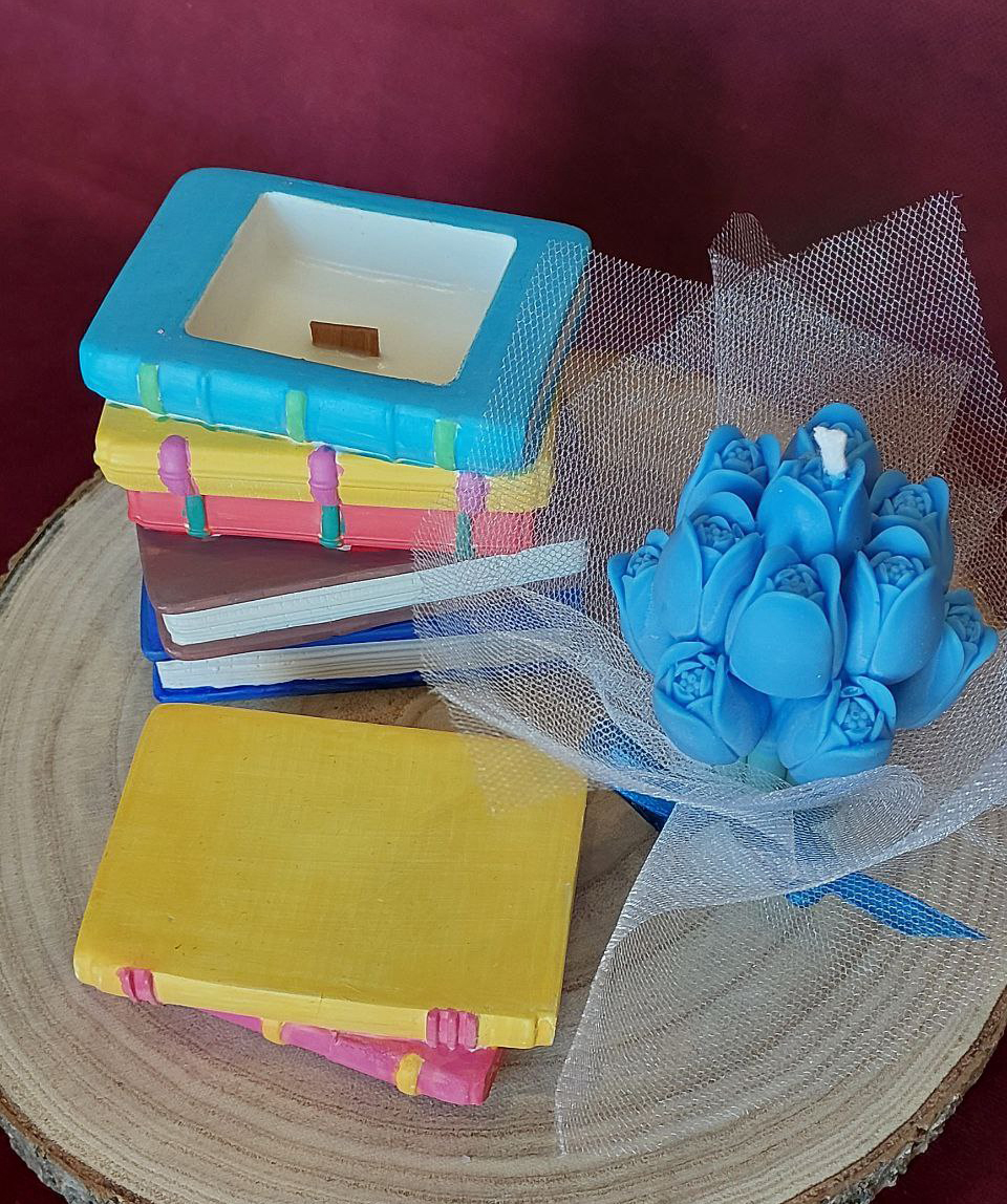 Candle set «Blue Moon» Books + Tulips, scented