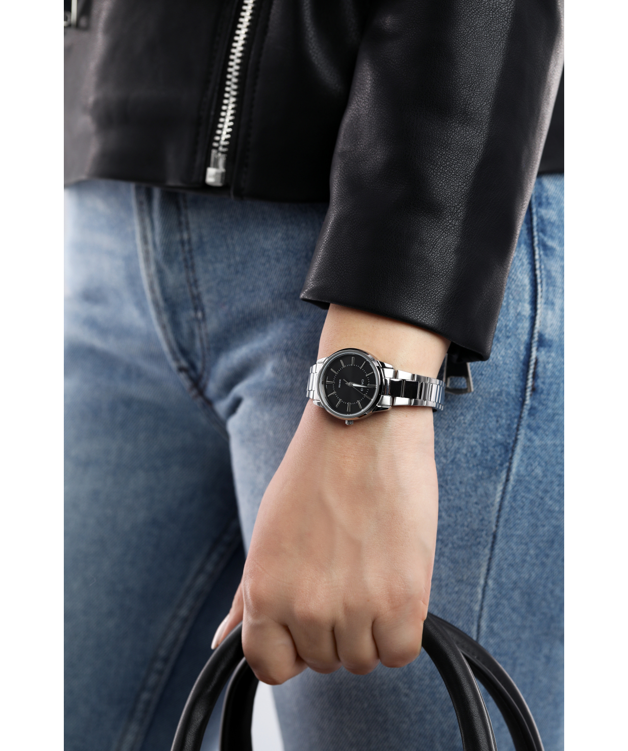 Наручные часы `Casio` LTP-1303D-1AVDF