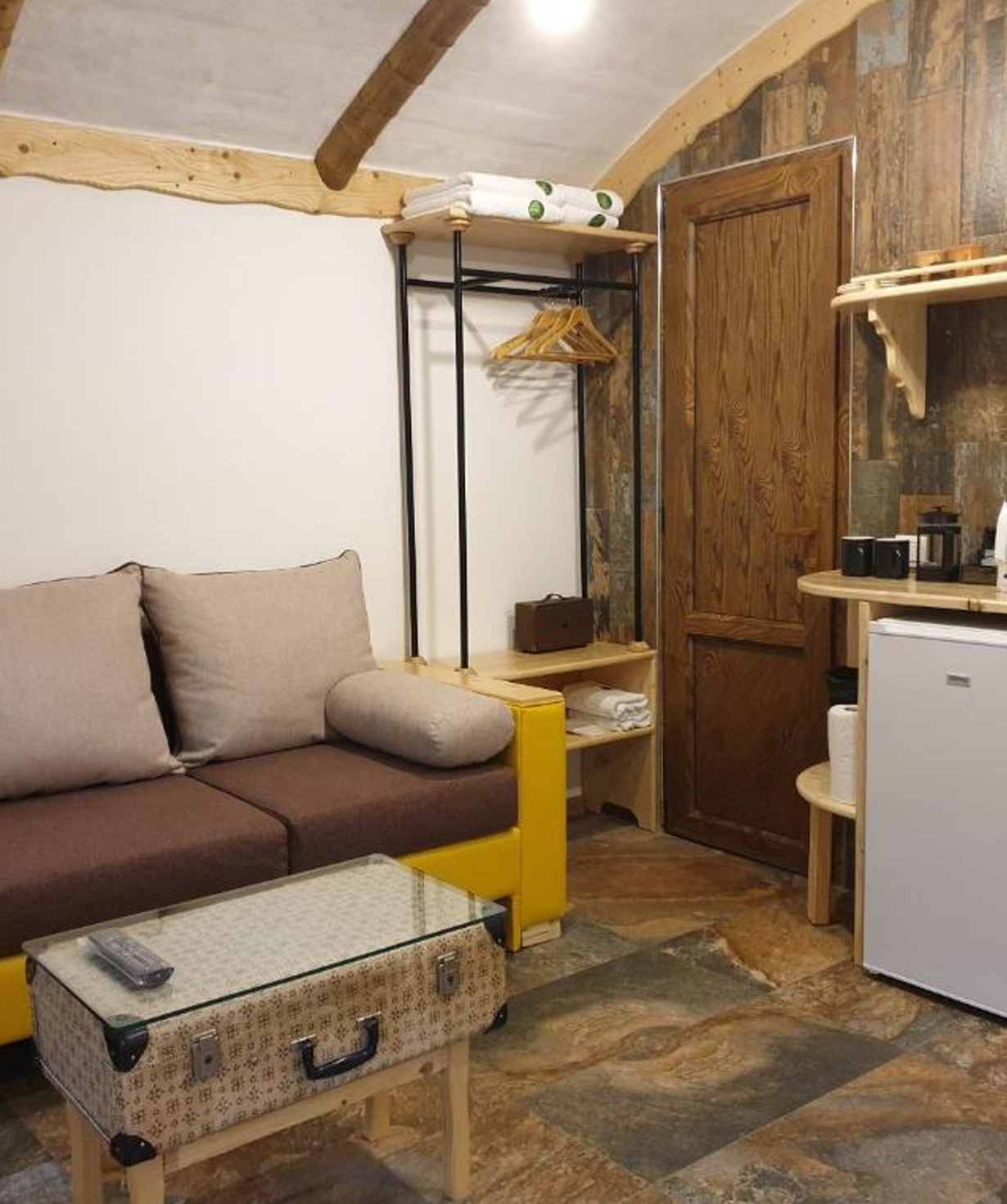 Rest in «Cozy House» hotel, for 3 people, 1 day